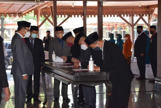 Lantik 86 Pejabat, Bupati Banyumas Pastikan Tak Ada Calo - GenPI.co JATENG