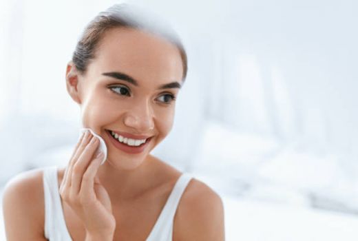 Ini Manfaat Double Cleansing, Bikin Wajah Anda Cantik dan Sehat - GenPI.co JATENG