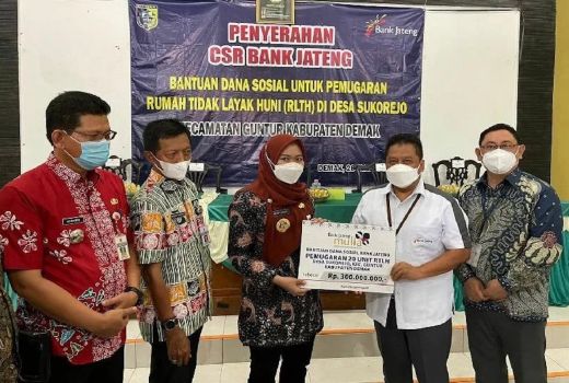 Bank Jateng Kucurkan Rp300 Juta, 20 RTLH di Demak Direhab - GenPI.co JATENG