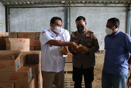 Pemkab Blora Tinjau Gudang Minyak Goreng, Ini Hasilnya - GenPI.co JATENG