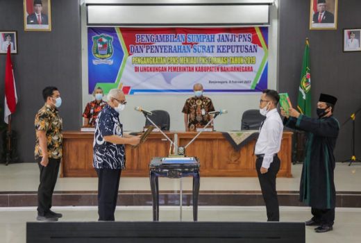 Ambil Sumpah 375 PNS, Syamsudin: Disiplin Jadi Budaya Kerja - GenPI.co JATENG