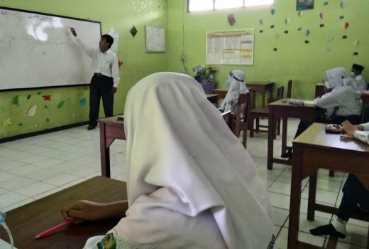 Pengumuman! PTM di Kabupaten Pekalongan Dihentikan Sementara - GenPI.co JATENG