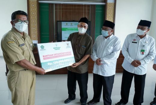 Asyik, Ustaz dan Ustazah Boyolali Terima Bantuan Baznas Rp500.000 - GenPI.co JATENG