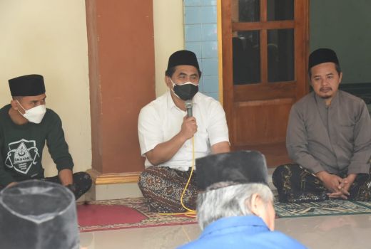 Giliran Gus Yasin Datangi Wadas, Warga Curhat Begini - GenPI.co JATENG