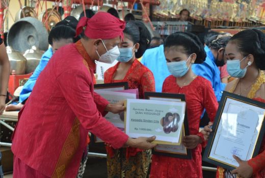 Tampil Apik, 6 Waranggana Cilik Jepara Diganjar Penghargaan - GenPI.co JATENG