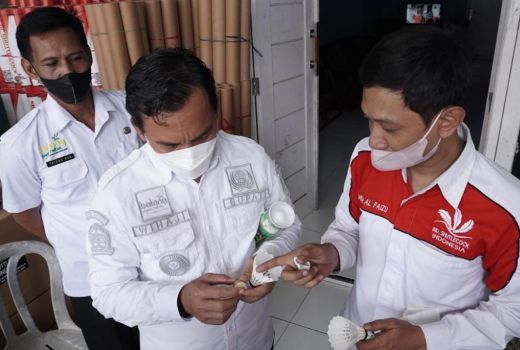 Omzet Usaha Shuttlecock Rumahan di Batang Tembus Rp0,5 M/Bulan - GenPI.co JATENG