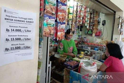 Ada Operasi Pasar Minyak Goreng, Pedagang Banyumas Bungah - GenPI.co JATENG