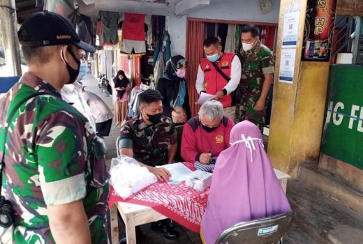 Dari Rumah ke Rumah, Kodim 0736/Batang Genjot Vaksinasi Booster - GenPI.co JATENG