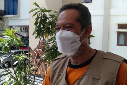 Musim Hujan Rawan Pohon Tumbang, Ini Antisipasi DLH Kota Solo - GenPI.co JATENG