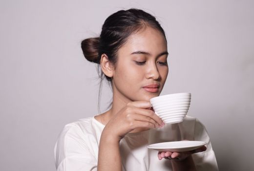 5 Bahaya Kopi Instan Jika Dikonsumsi Berlebihan, Bisa Diabetes - GenPI.co JATENG
