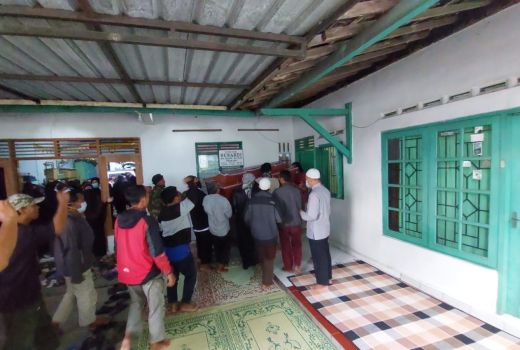 Wah! Tak Percaya SU Teroris, Keluarga Sayangkan Tindakan Aparat - GenPI.co JATENG