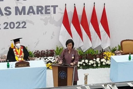 Ini Jasa Sri Mulyani hingga Diganjar Penghargaan UNS Solo - GenPI.co JATENG