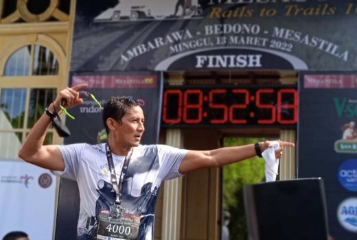Ini Cerita Sandiaga Uno Ikut Lari Mesastila Rails To trails 16K - GenPI.co JATENG