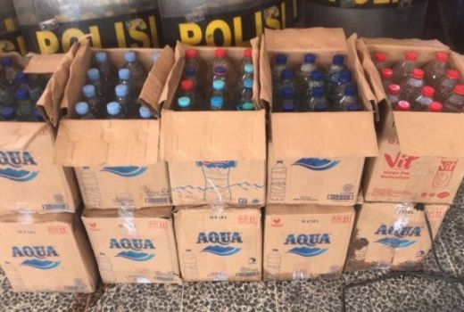 Hadeh! Remaja Asal Wonogiri Diamankan Gegara Ciu 1.200 Botol - GenPI.co JATENG