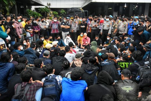 Pendemo Minta IPAL Tambang di Wadas Dicabut, Ini Kata Ganjar - GenPI.co JATENG
