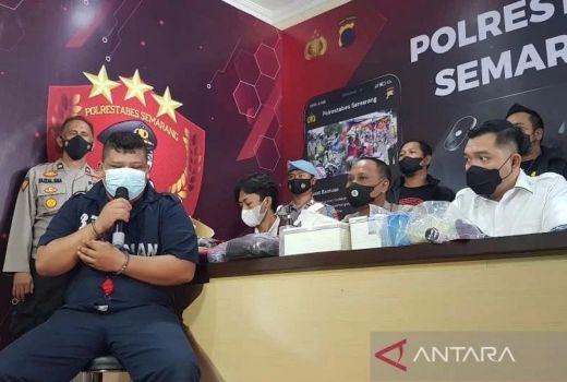 Rebutan Lahan Parkir, Seorang Pria di Semarang Tusuk 2 Temannya - GenPI.co JATENG