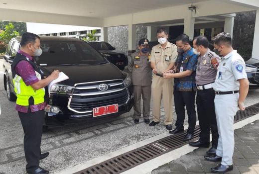Gadis Pantura Bergerak, Pajak Kendaraan Dinas dan ASN Diperiksa - GenPI.co JATENG
