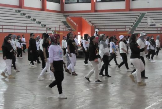 Bikin Awet Muda, Ini Segudang Manfaat Langkah Dansa - GenPI.co JATENG