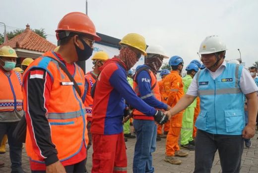 Perhatian! Puasa, PLN Pastikan Pasokan Listrik Jateng DIY Aman - GenPI.co JATENG