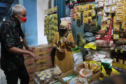 Ganjar Sidak Minyak Goreng di Semarang, Temuan Mengejutkan! - GenPI.co JATENG