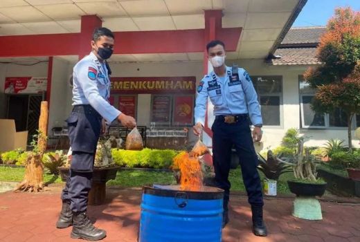 Rasa Masakan Aneh, Penyelundupan Pil Koplo ke LP Semarang Gagal - GenPI.co JATENG