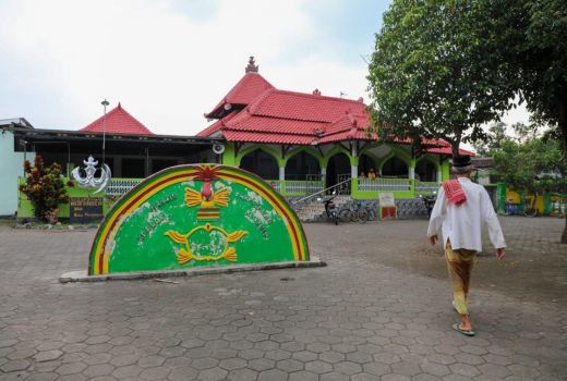 Jadwal Imsak dan Buka Puasa di Solo Raya Senin, 25 April 2022 - GenPI.co JATENG