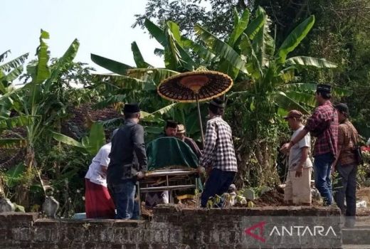 Belum Ada Tersangka Dalam Kasus Bakar Istri dan Anak di Kudus - GenPI.co JATENG