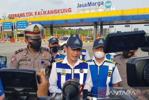 Antisipasi Lonjakan Kendaraan, 21 Gardu Tol Kalikangkung Dibuka - GenPI.co JATENG