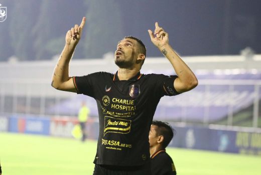 Ngenes! Mantan Kapten PSIS Semarang Wallace Costa Dideportasi - GenPI.co JATENG