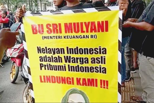 Geruduk Kantor DPRD Pati, Ini Tuntutan Para Nelayan - GenPI.co JATENG