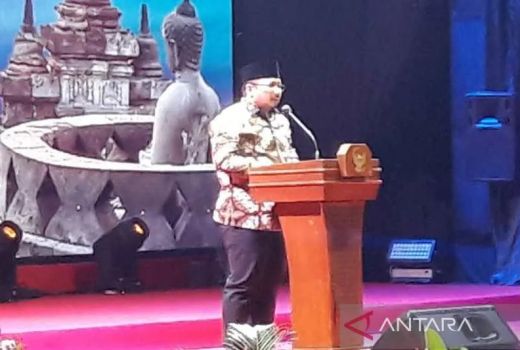Menag: Umat Buddha di Indonesia Pasti Bersatu - GenPI.co JATENG