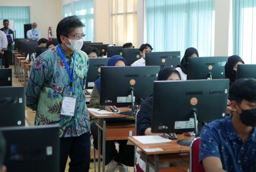 Ini 10 Jurusan Favorit di UNS Solo, Persaingan Ketat! - GenPI.co JATENG