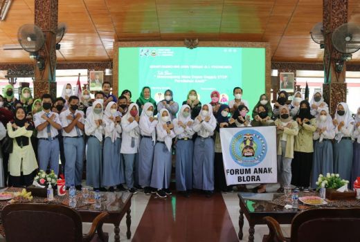 Perkawinan Dini Picu Lahirkan Anak Stunting, Kata Wabup Blora - GenPI.co JATENG