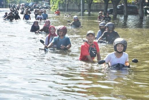 Pakar Geomorfologi Ungkap Penyebab Banjir Rob di Semarang - GenPI.co JATENG