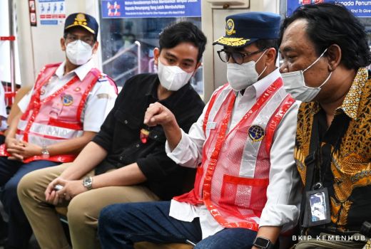 Asyik! KRL Bakal Beroperasi Sampai Palur Juli 2022 - GenPI.co JATENG