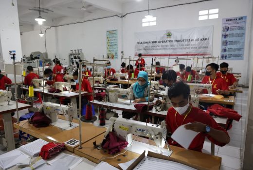 Kurangi Angka Pengangguran, Jateng Gandeng 13 Perusahaan - GenPI.co JATENG