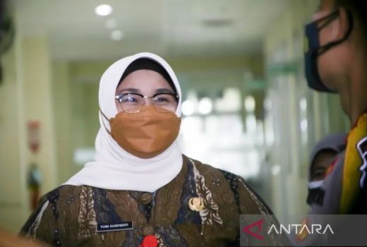 Bupati Sragen Ngaku Siap Bantu Pengembalian Gaji Suwarti - GenPI.co JATENG