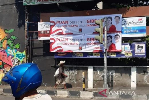 Ada Spanduk Namanya dan Puan, Gibran: Aku Nggak Tahu yang Masang - GenPI.co JATENG