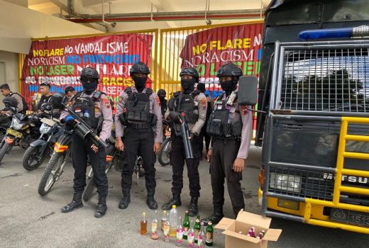 Alamak! 18 Suporter PSS Sleman Ini Diciduk Polisi Gegara Mabuk - GenPI.co JATENG