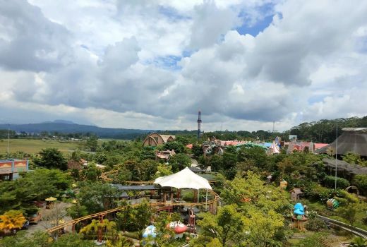 Berlibur ke Saloka Theme Park, Ini Harga Tiket dan Wahananya - GenPI.co JATENG