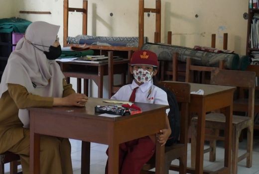 SDN di Solo Kekurangan Siswa, Pengamat Pendidikan Khawatirkan Ini - GenPI.co JATENG