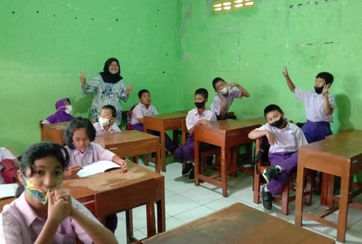 Begini Cara Membangun Komunikasi yang Baik dengan Anak Autis - GenPI.co JATENG