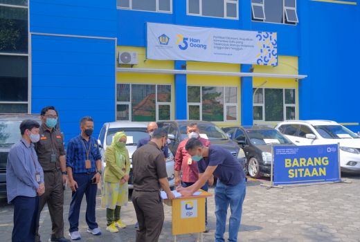 Kapok! Nunggak Pajak Rp 4,4 Miliar, Aset Wong Solo Ini Disita - GenPI.co JATENG