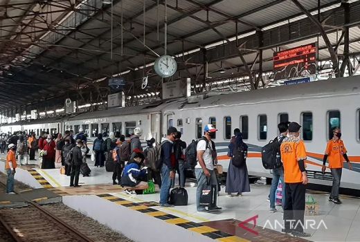 Viral Penumpang KA Diturunkan, Ini Penjelasan Daop 5 Purwokerto - GenPI.co JATENG