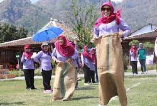 Dijamin Seru! Ini 5 Ide Lomba Agustusan Khusus Mak-Mak - GenPI.co JATENG