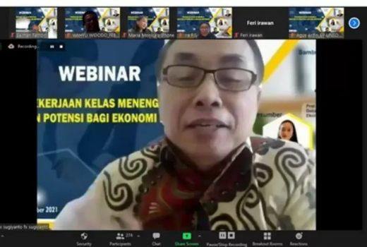 Ekonom Undip: Idealnya Kenaikan Harga BBM Tidak Lebih dari 25% - GenPI.co JATENG