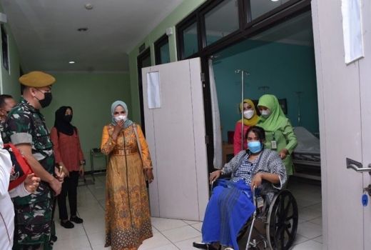 Istri Mendiang Kopda Muslimin Diperbolehkan Pulang dari RSUP Dr Kariadi - GenPI.co JATENG