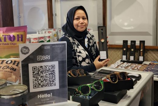 BRI Terbangkan Aksesoris Fesyen Daur Ulang ke Pasar Tong Tong Belanda - GenPI.co JATENG