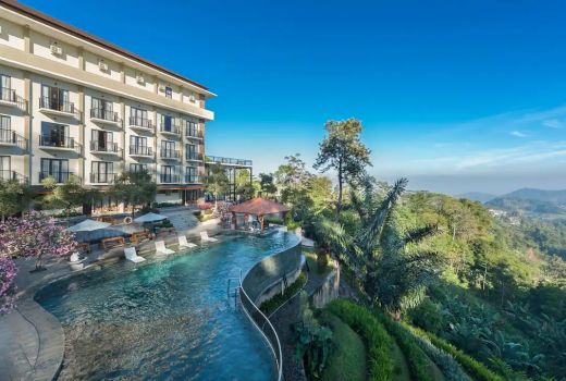 5 Rekomendasi Hotel di Tawangmangu, Udara Sejuk dan Pemandangan Indah - GenPI.co JATENG