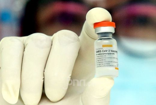 Kabar Baik! Ganjar Sebut Stok Vaksin Booster di Jawa Tengah Cukup - GenPI.co JATENG